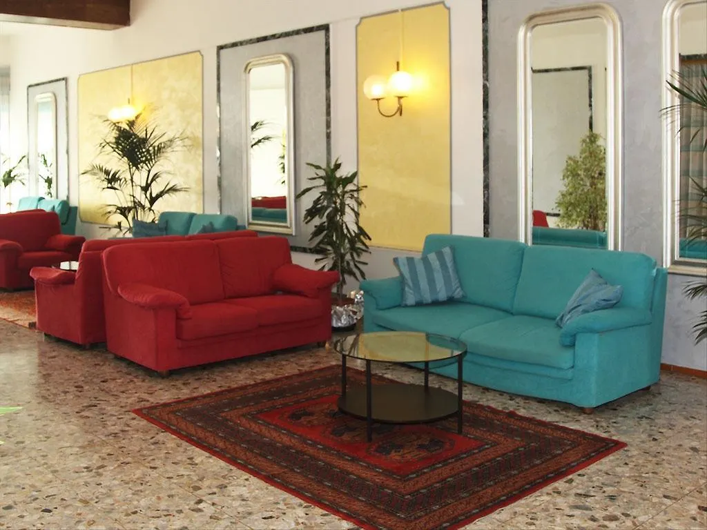 Hotel Tritone Jesolo Lido 意大利